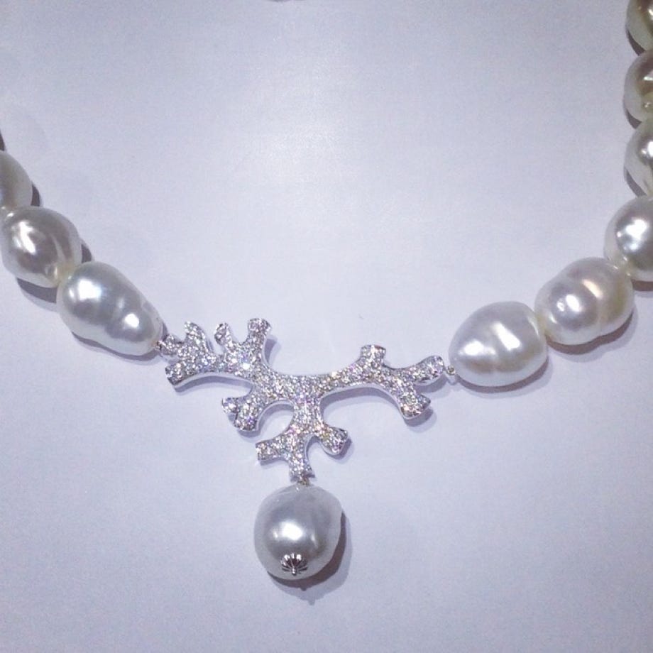 Pearl Cap Pendant Necklace