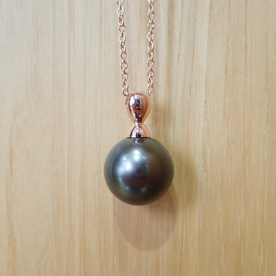 Pearl Cap Pendant Necklace
