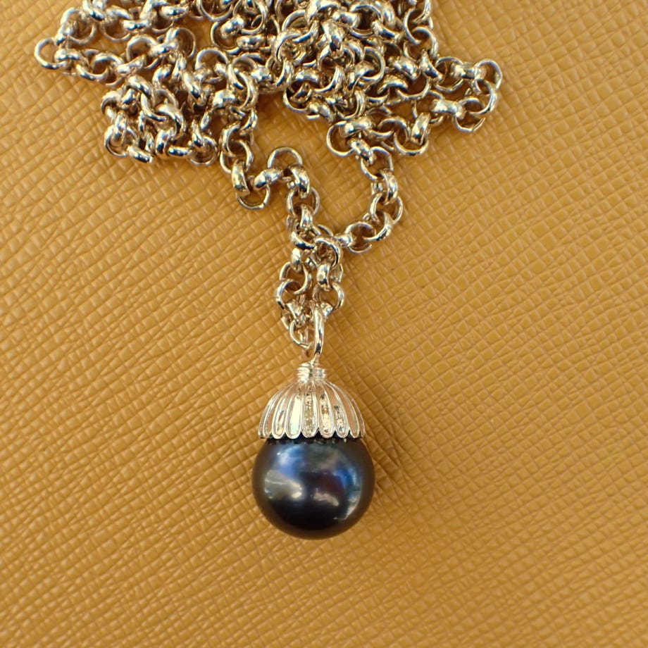 Pearl Cap Pendant Necklace
